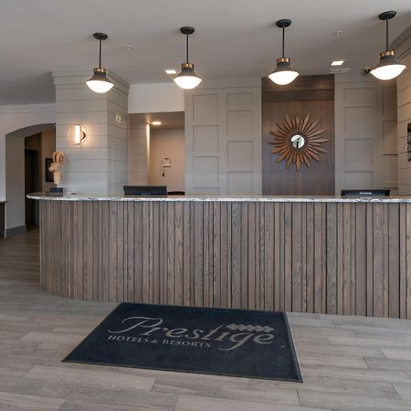 Prestige Vernon Lodge Bagian luar foto
