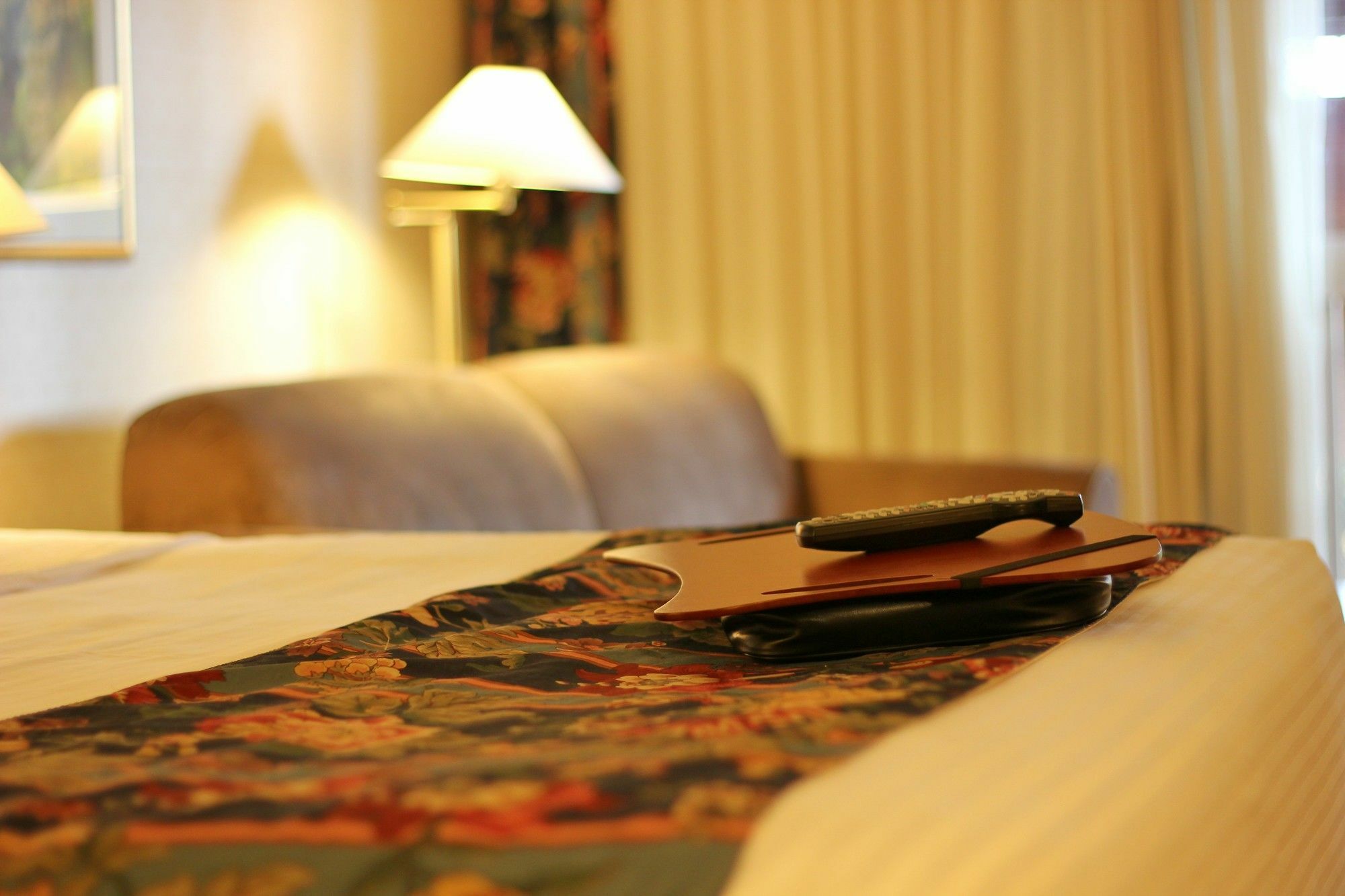 Prestige Vernon Lodge Bagian luar foto